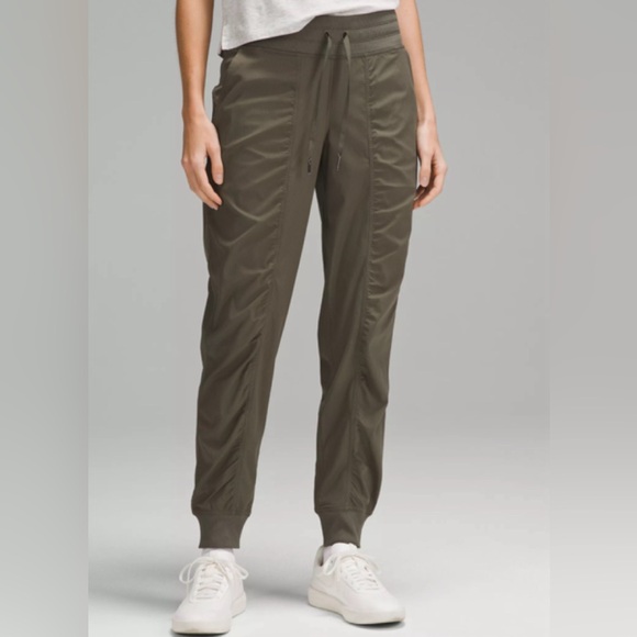 Lululemon Dance Studio Mid-Rise Jogger Full Length Size 12 Brand NEW - Picture 1 of 1